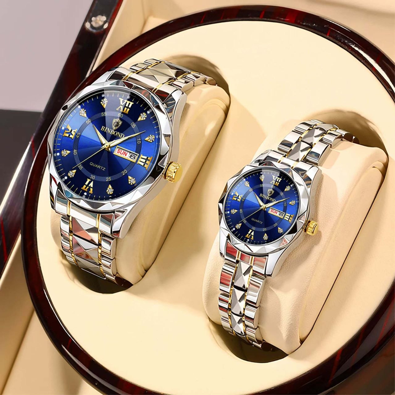 ☑️BIN BOND  Couple watch👩‍❤️‍💋‍👨   《highe quality》        watch               ⌚️بین باند مدلی نو  مقاوم دربرابر آب برندشرکتی دارای روز شمار  ایام هفته  بند استیل فولاد شیشه سافایر  شب نما قفل دو پروانه  موتور کوارتز